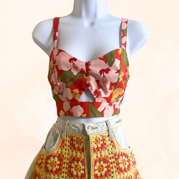 Red Floral Cutout Top - Picture 1 of 4